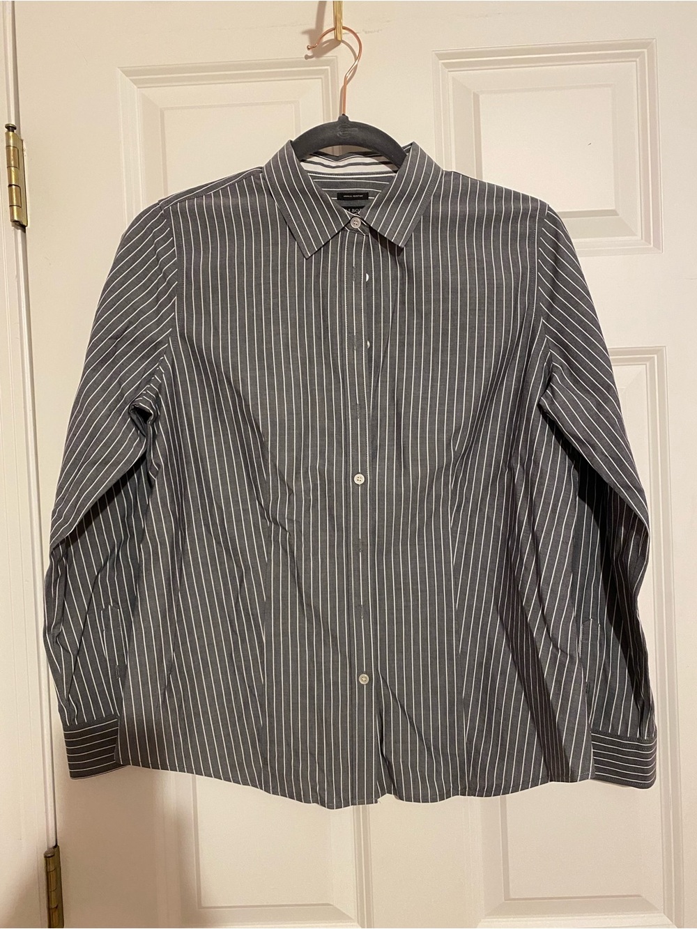 Talbots Petites Size 10P gray white button up shirt